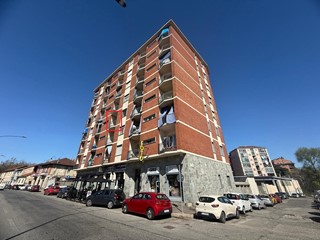 Quadrilocale in Vendita a Torino, 110'000€, 87 m²