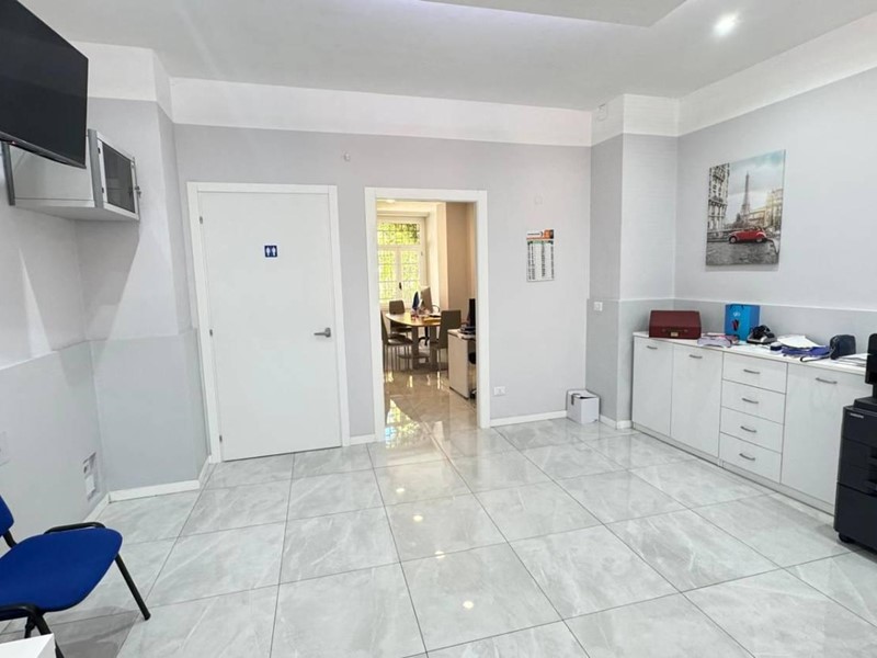 Immobile commerciale in Affitto a Lamezia Terme, 600€, 60 m²