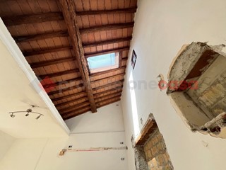 Casa Indipendente in Vendita a Pisa, 170'000€, 65 m²