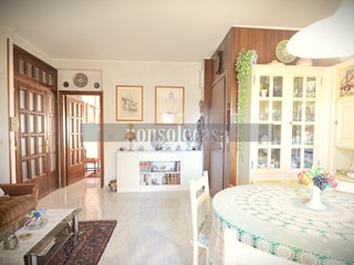 Appartamento in Vendita a Torgiano, zona Brufa, 87'000€, 90 m²