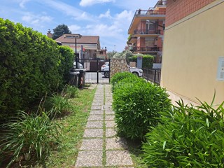 Trilocale in Affitto a Ciampino, 850€, 100 m²