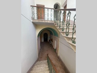 Appartamento in Vendita a Montalcino, 115'000€, 92 m², arredato