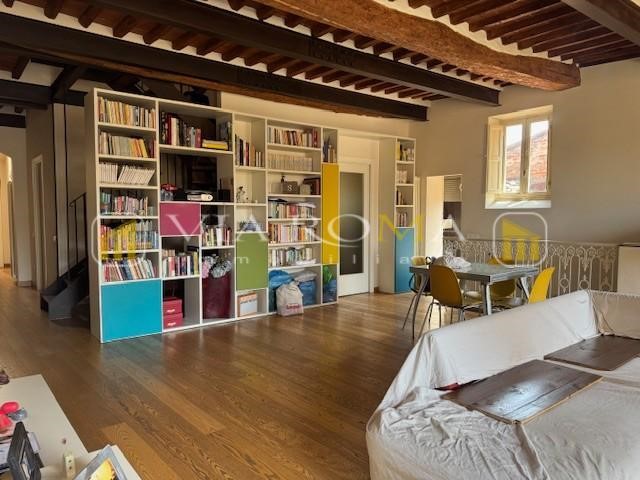 Quadrilocale in Vendita a Lucca, 620'000€, 170 m², arredato