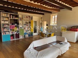 Quadrilocale in Vendita a Lucca, 620'000€, 170 m², arredato