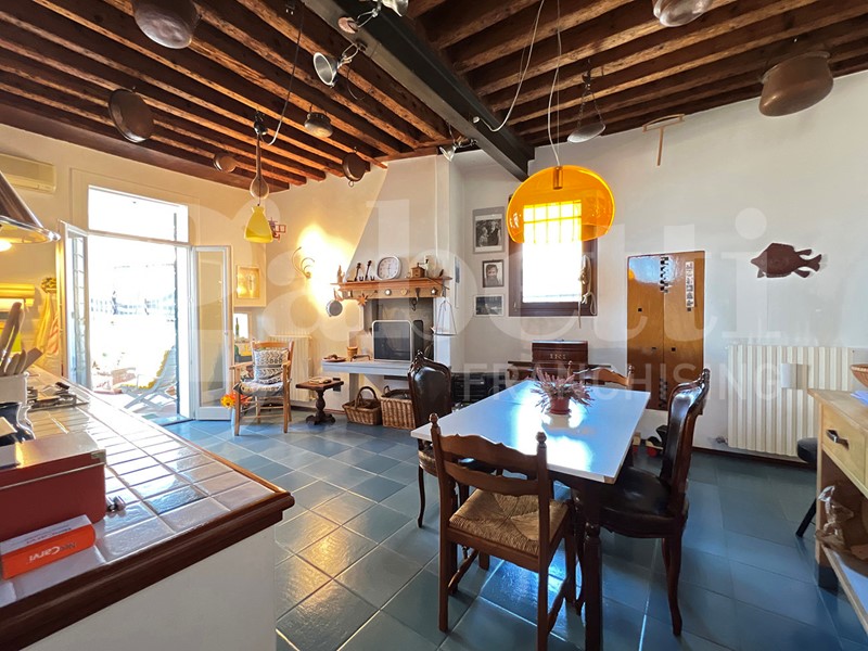 Quadrilocale in Vendita a Piove di Sacco, 280'000€, 164 m², arredato
