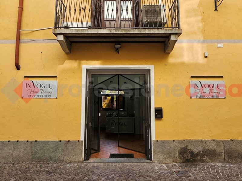 Attività commerciale in Vendita a Pinerolo, 25'000€, 90 m²