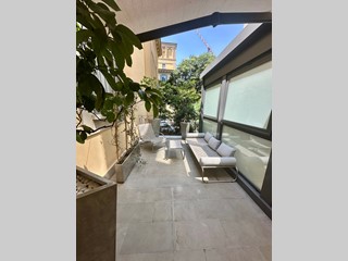 Trilocale in Vendita a Milano, 1'090'000€, 82 m², arredato