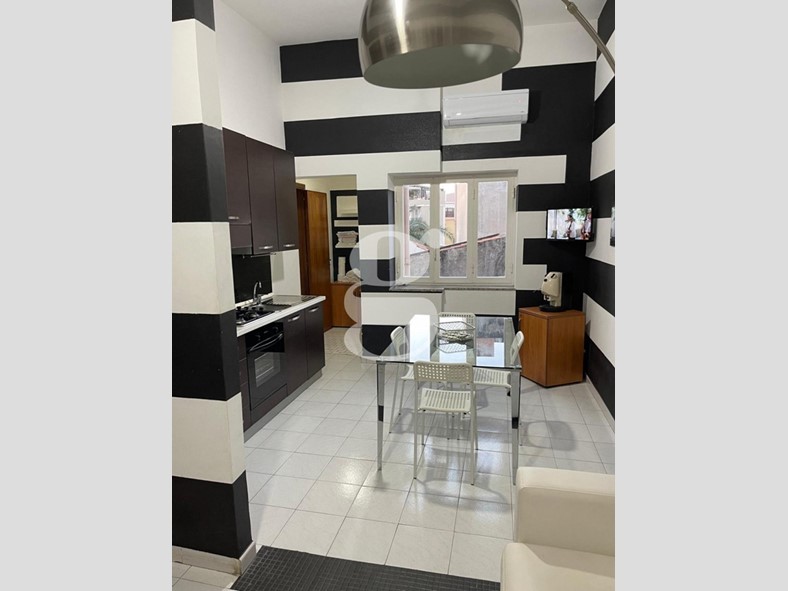 Trilocale in Vendita a Milazzo, 130'000€, 80 m²