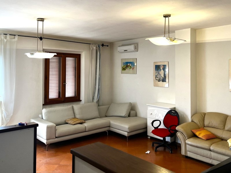 Appartamento in Vendita a Vaiano, 280'000€, 140 m²