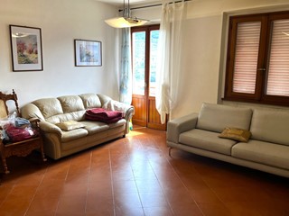 Appartamento in Vendita a Vaiano, 280'000&euro;, 140 m²