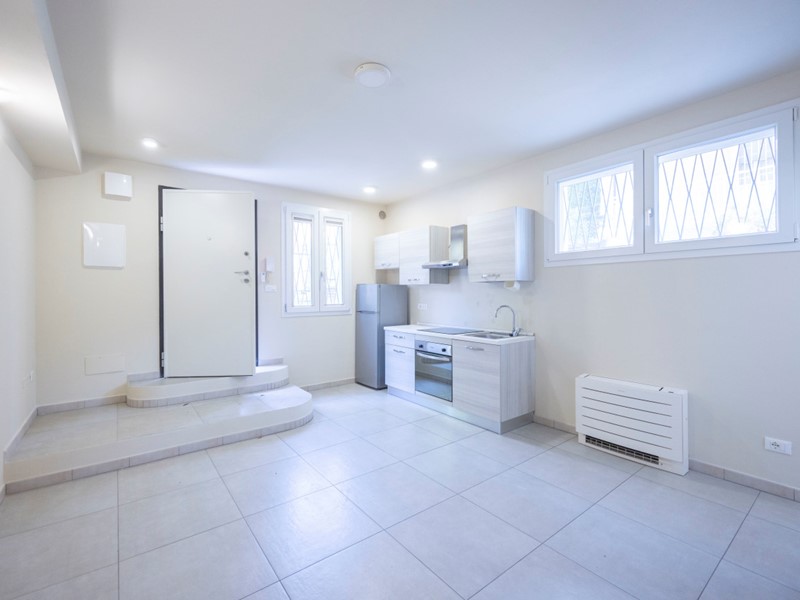 Bilocale in Vendita a Bologna, zona Ovest, 215'000€, 54 m²