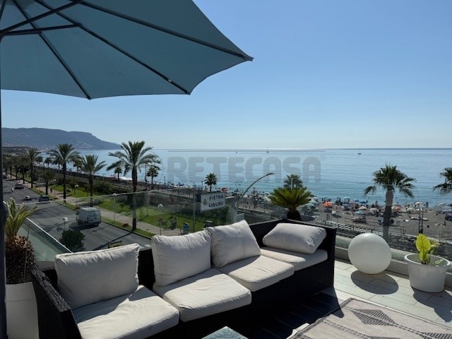 Appartamento in Vendita a Loano, 130 m², arredato