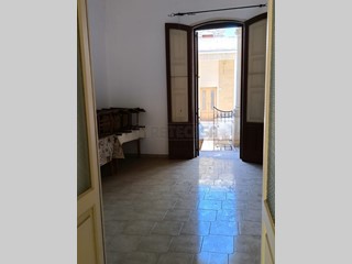 Casa Indipendente in Vendita a Scorrano, 120'000€, 170 m²