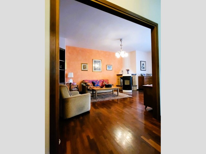 Appartamento in Vendita a Fontanellato, 190'000€, 200 m², arredato