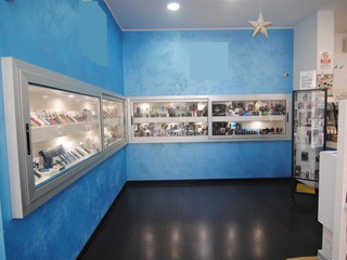 Capannone in Affitto a Livorno, zona Centro, 700€, 65 m²