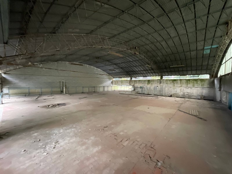 Capannone in Vendita a Quiliano, 110'000€, 400 m²