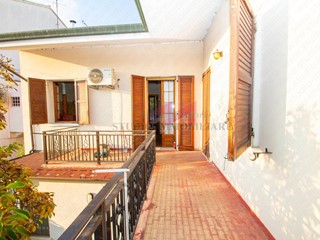 Casa Semi Indipendente in Vendita a Bergantino, 120'000€, 200 m²