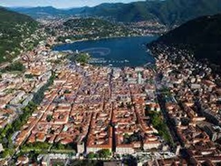 Negozio in Vendita a Como, 350'000€, 95 m²