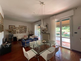 Quadrilocale in Vendita a Ferrara, 295'000€, 142 m²