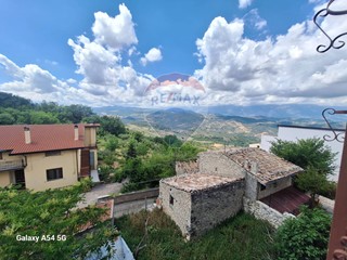 Appartamento in Vendita a Archi, 85'000€, 115 m²