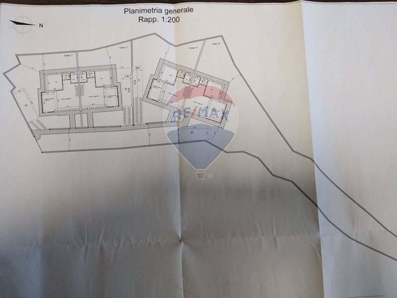 Terreno edificabile in Vendita a Pedara, 110'000€, 1800 m²