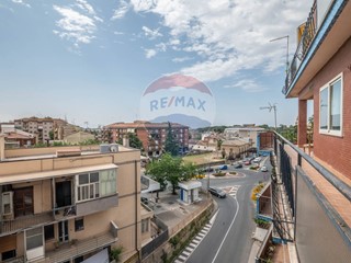 Appartamento in Vendita a Caltagirone, 85'000€, 115 m²