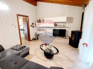 Trilocale in Vendita a Vigano San Martino, 115'000€, 85 m²