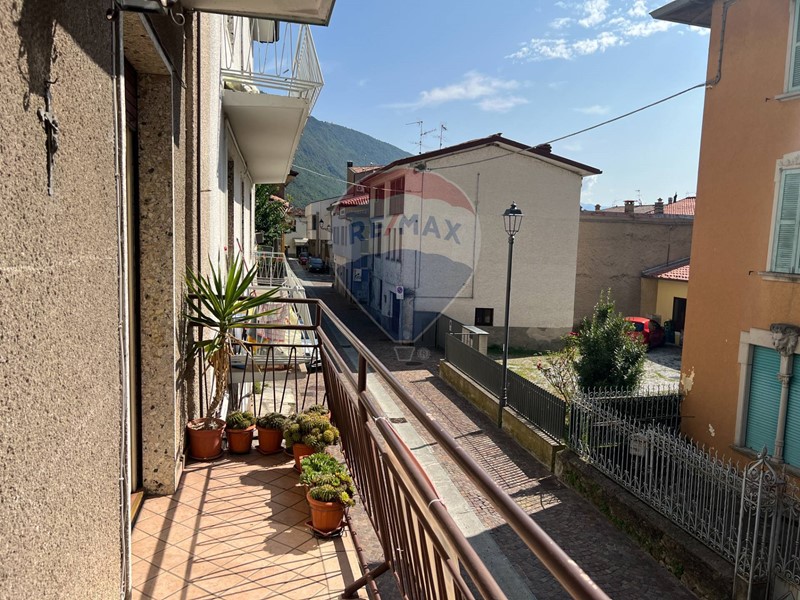 Quadrilocale in Vendita a Ranzanico, 65'000€, 85 m²