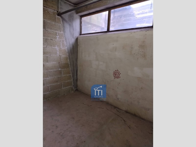 Box in Vendita a Roma, 30'000€, 26 m²