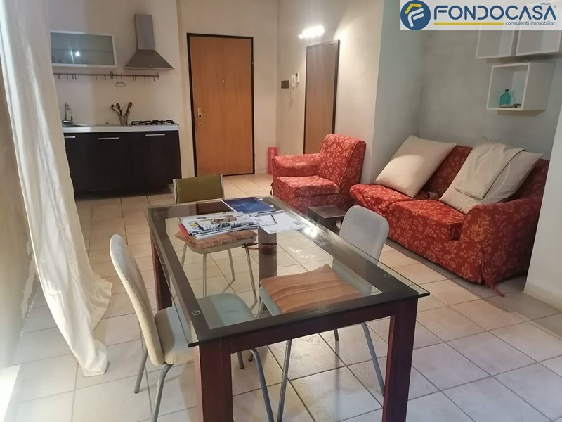 Bilocale in Vendita a Camaiore, 95'000&euro;, 63 m²