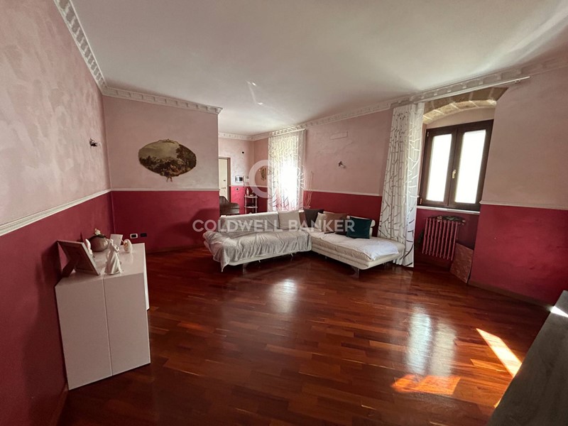 Quadrilocale in Vendita a Barletta, 290'000€, 180 m²