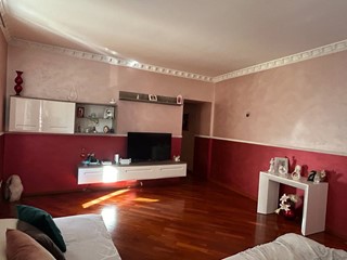 Quadrilocale in Vendita a Barletta, 290'000€, 180 m²