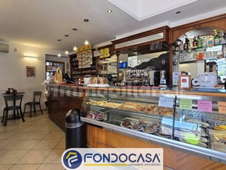Attività commerciale in Vendita a Ascoli Piceno, 198'000€, 56 m²