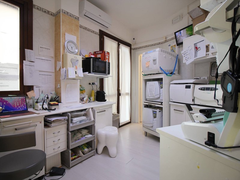 Ufficio in Vendita a Siracusa, 165'000&euro;, 105 m²