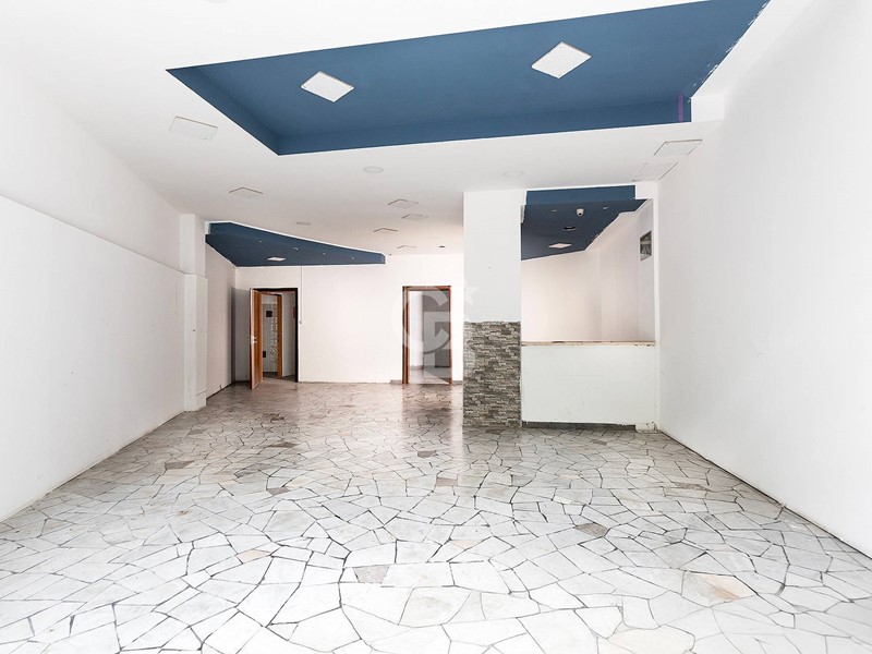 Immobile commerciale in Vendita a Viterbo, 49'000€, 84 m²