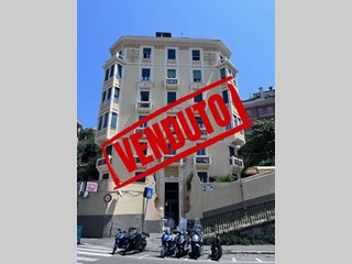 Appartamento in Vendita a Genova, 260'000&euro;, 110 m²