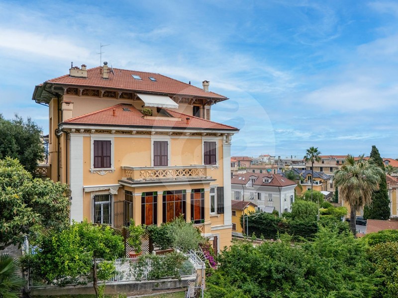 Appartamento in Vendita a Alassio, 1'250'000€, 160 m²