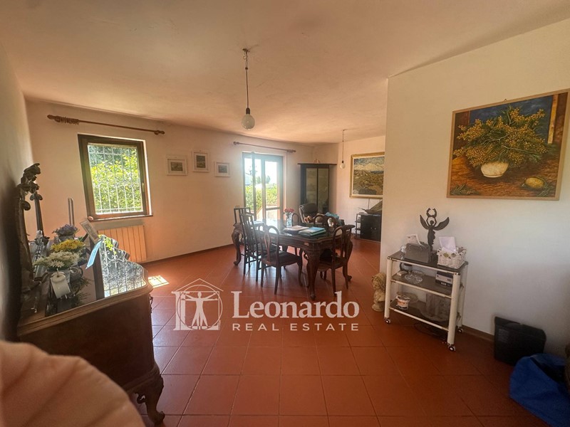 Villetta a schiera in Vendita a Massarosa, 295'000€, 230 m²