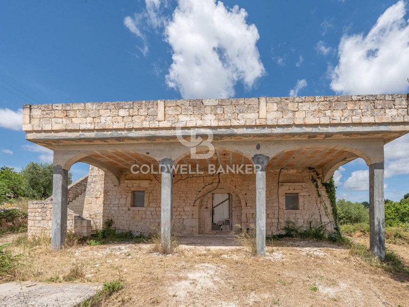 Villa in Vendita a Ostuni, 270'000€, 120 m²