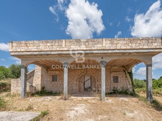Villa in Vendita a Ostuni, 270'000€, 120 m²