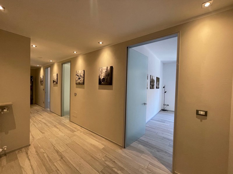 Ufficio in Vendita a Ferrara, 275'000€, 120 m²