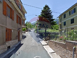 Quadrilocale in Vendita a Palena, 69'000€, 98 m²