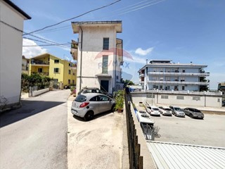 Appartamento in Vendita a Lanciano, 115'000€, 193 m²