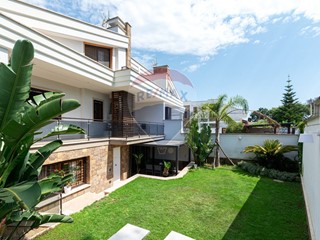 Villa in Vendita a Roma, 510'000€, 220 m²