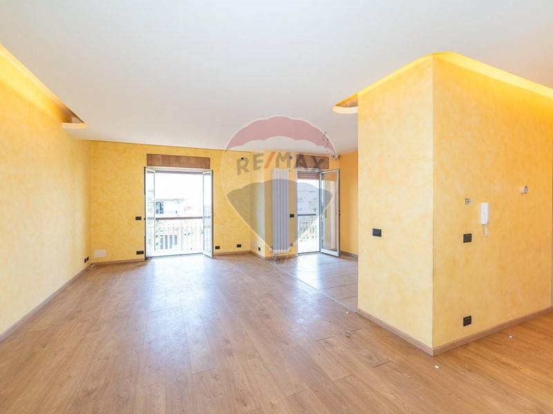 Trilocale in Vendita a Gravina di Catania, 95'000€, 85 m²