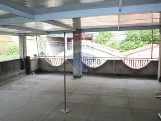 Casa Indipendente in Vendita a Calatabiano, 55'000€, 131 m²