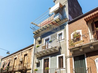 Bilocale in Vendita a Catania, 40'000&euro;, 45 m²