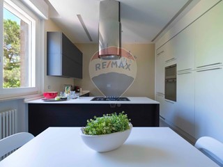 Appartamento in Vendita a Cupramontana, 147'000€, 120 m²