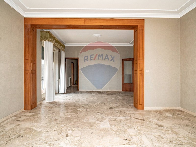 Appartamento in Vendita a Giarre, 69'000€, 150 m²