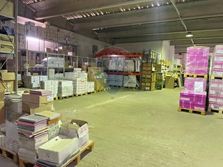 Immobile commerciale in Vendita a Caltanissetta, 190'000€, 740 m²